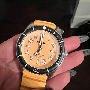 Shinola Duck 3H 42mm, Canary Rubber Strap